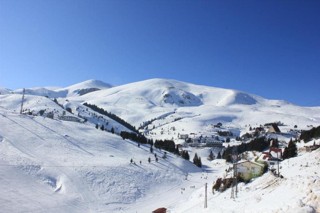Snow Patrol Lodge Tetovo Exterior photo