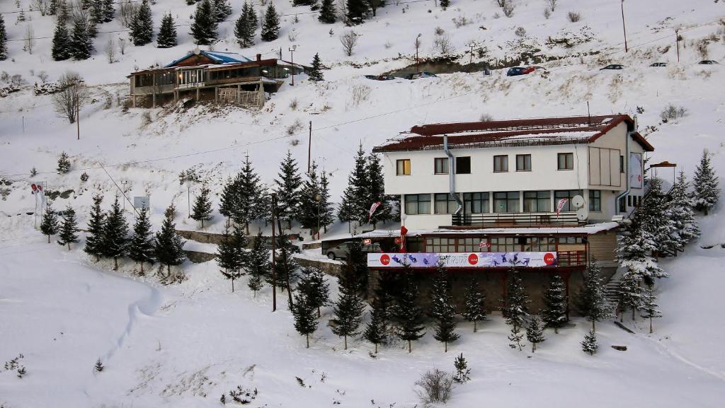Snow Patrol Lodge Tetovo Exterior photo