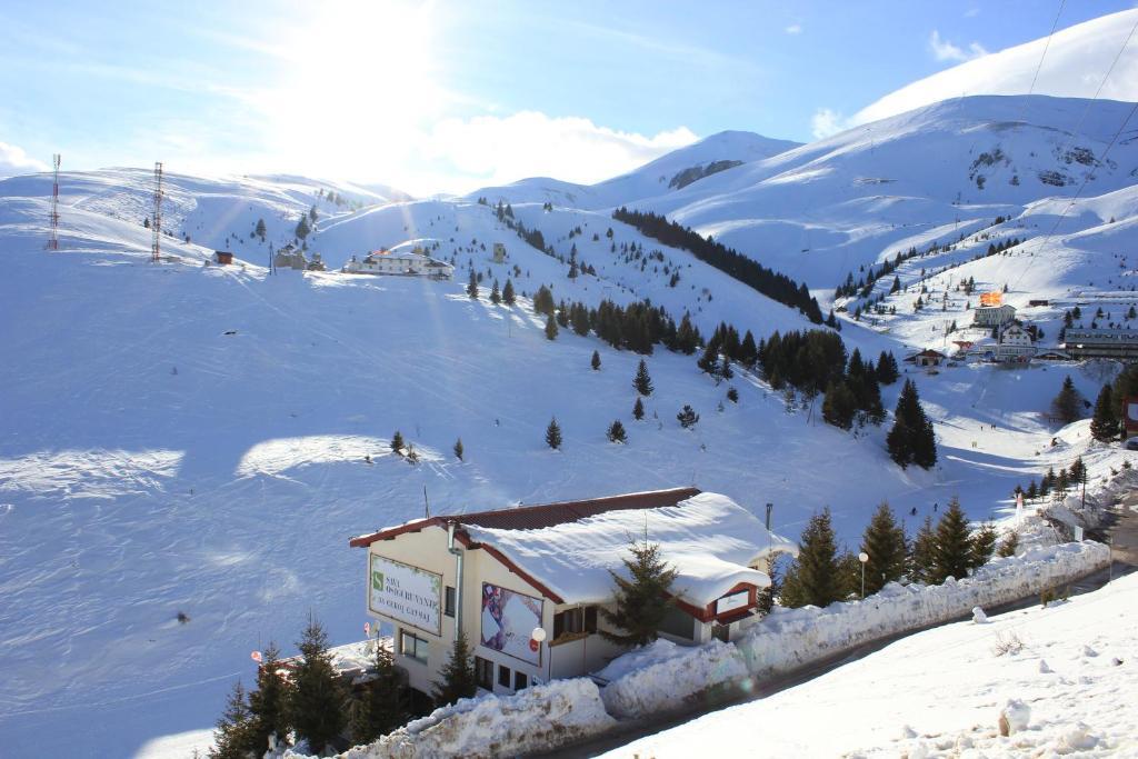 Snow Patrol Lodge Tetovo Exterior photo